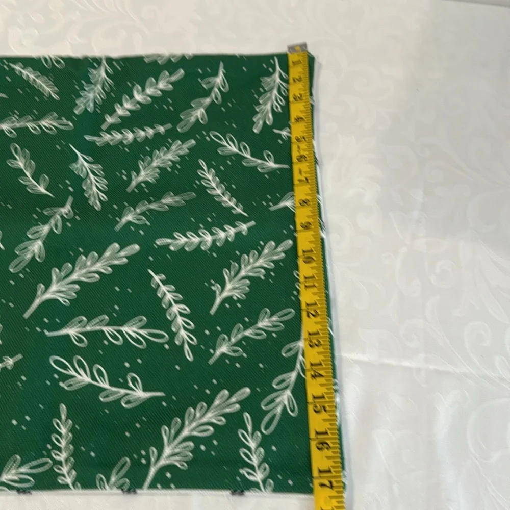 🌟3/$15🌟NWOT Set of 2 pillow covers.